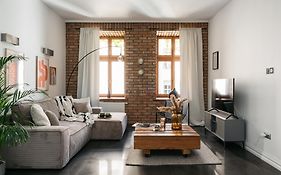 Bauhaus Apartment - Loftaffair